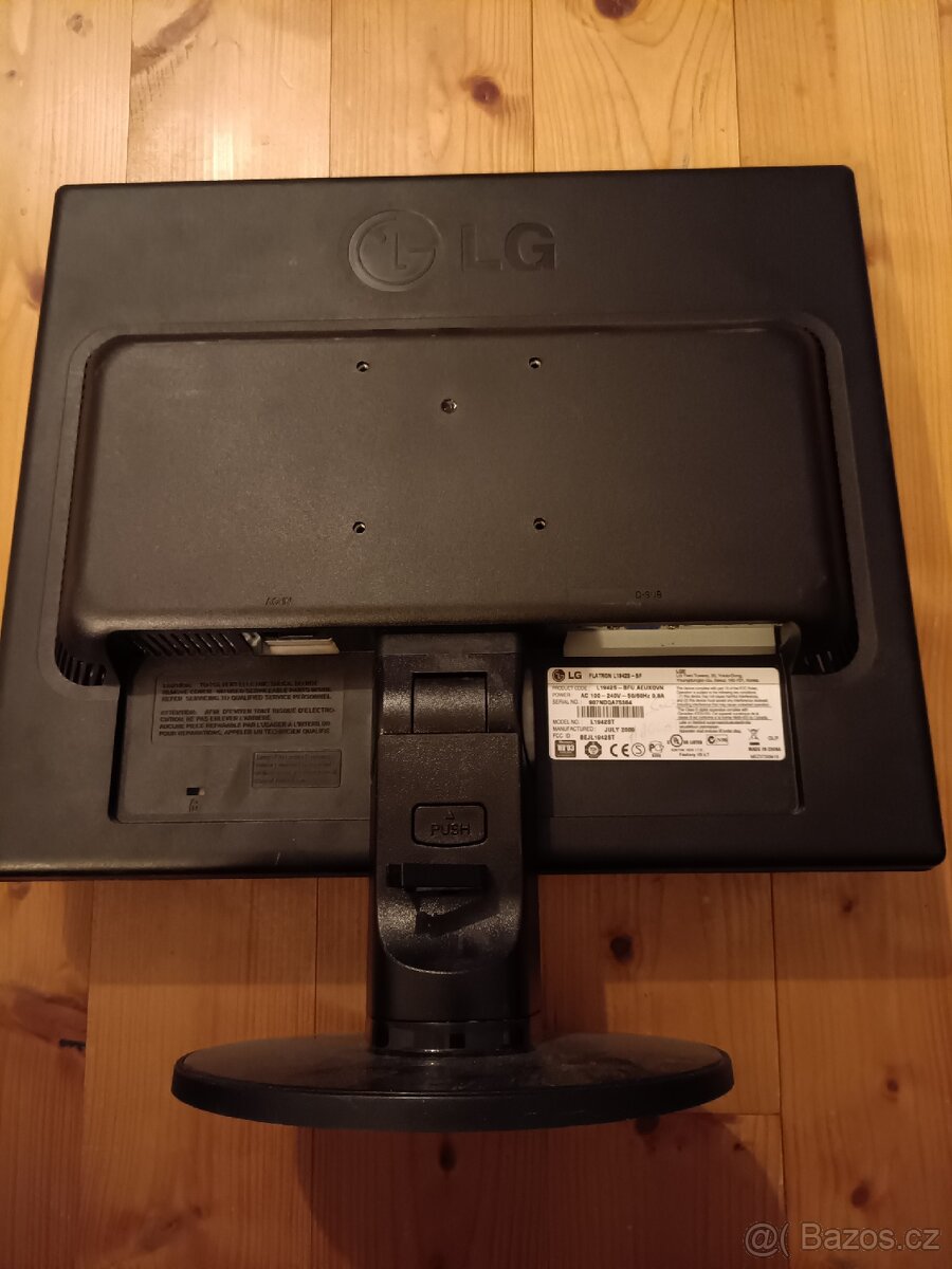 Monitor LG - 2
