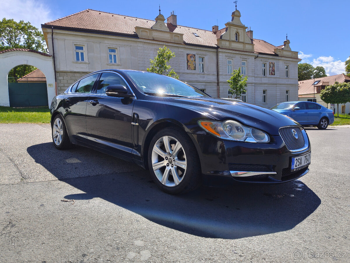 Jaguar XF 3.0 BENZÍN - 2
