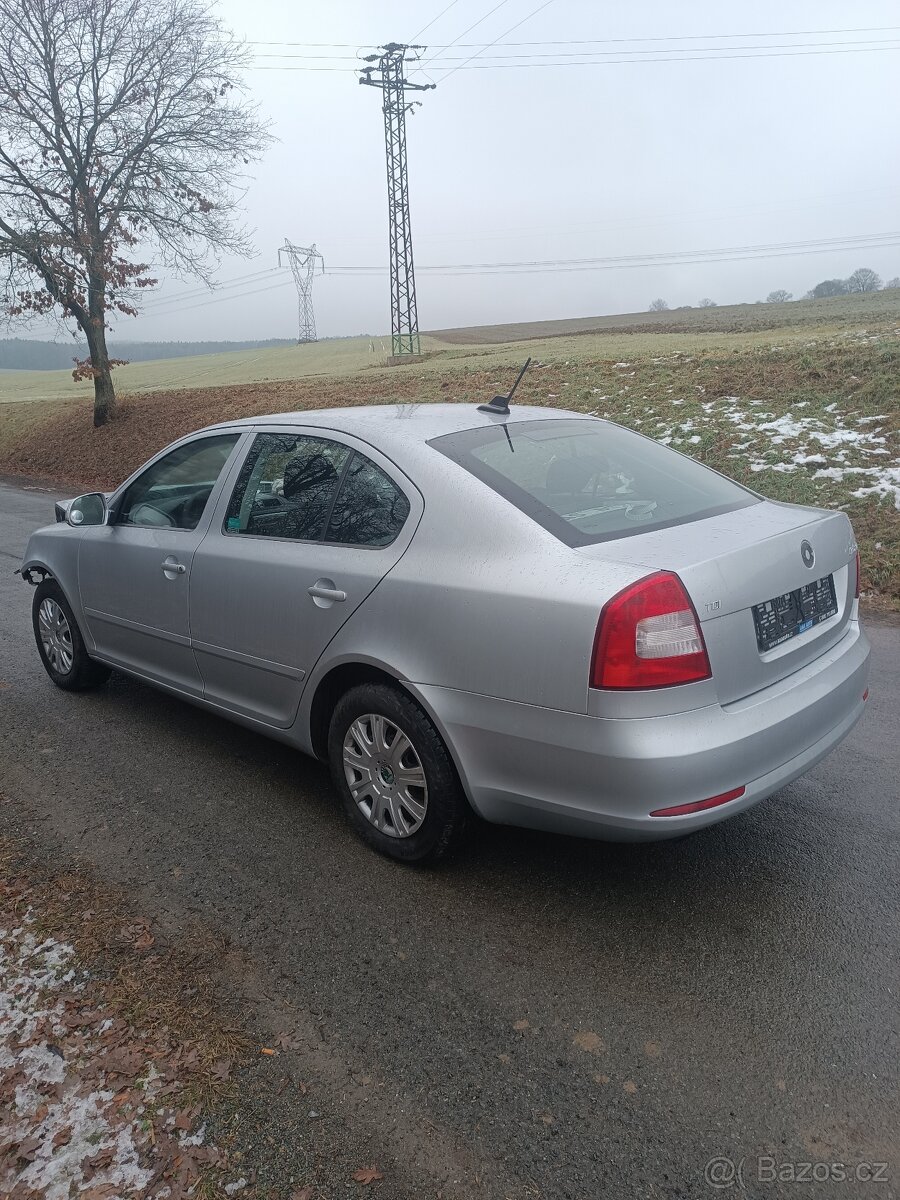 Škoda Octavia 2, 1,6 tdi 77kw - 2