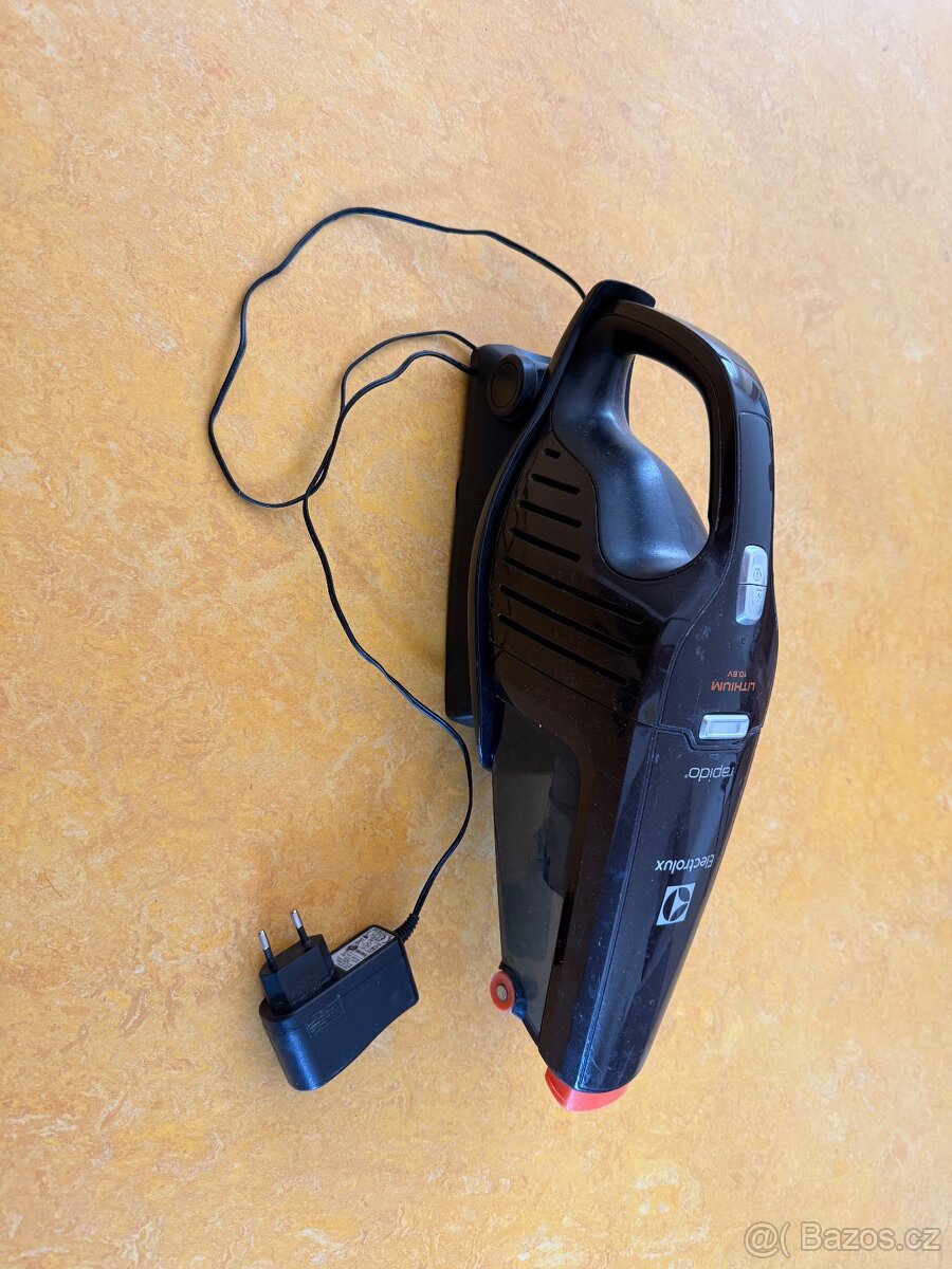 Ruční vysavač Electrolux ZB6108C - 2