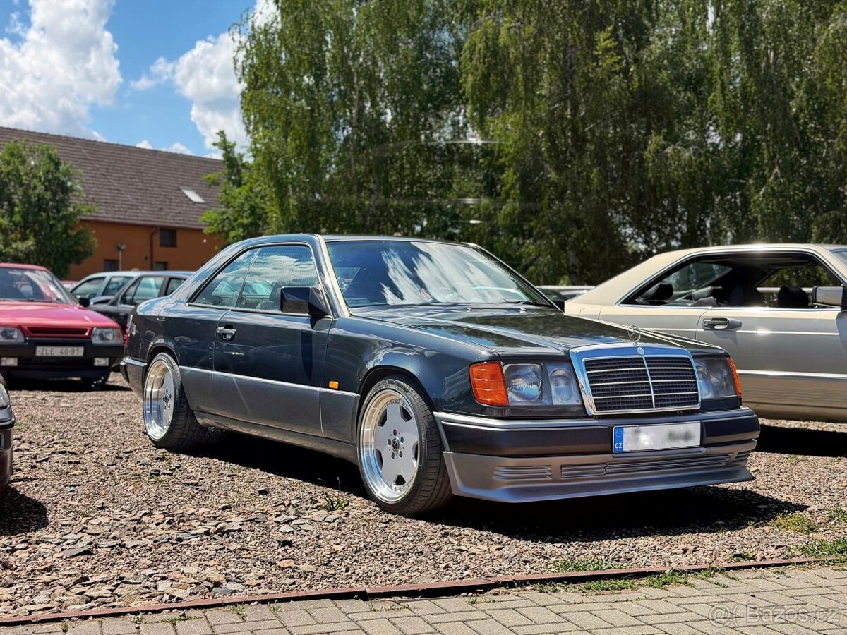 Mercedes w124 coupe - 2