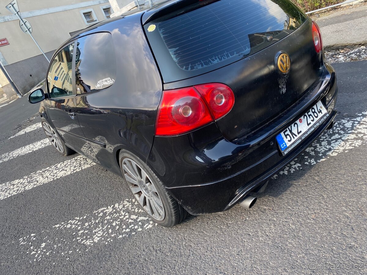 Vw golf mk5 2.0 103kw - 2