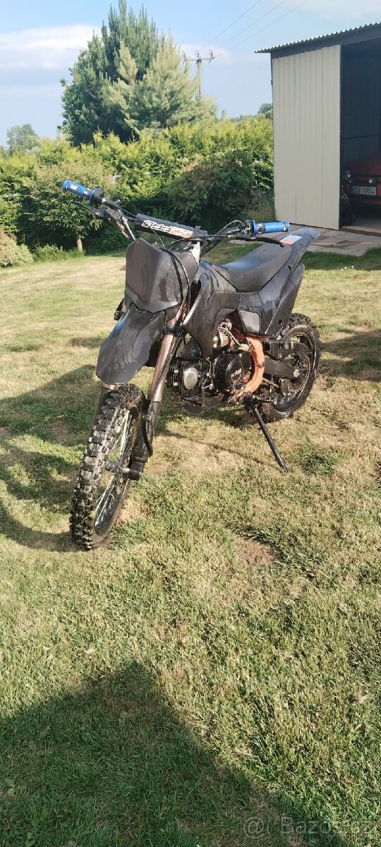 Pit bike kxd 125 pro