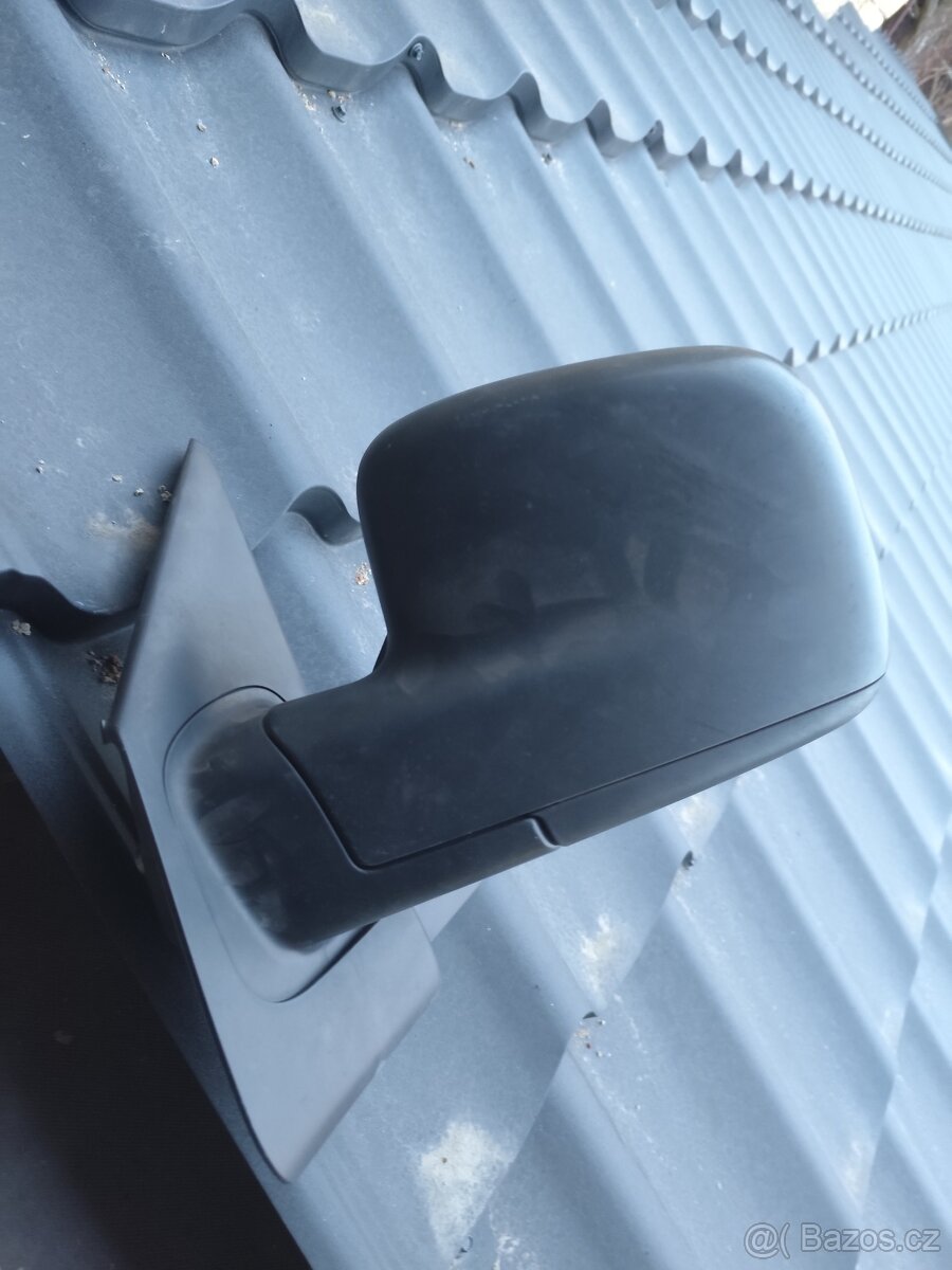 Prodám zpětné zrcátka vw T5 - 2