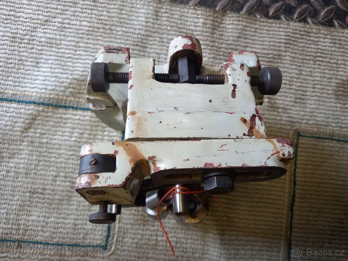 Bruska BN102 - přípravek na podsoustružené frézy - 2