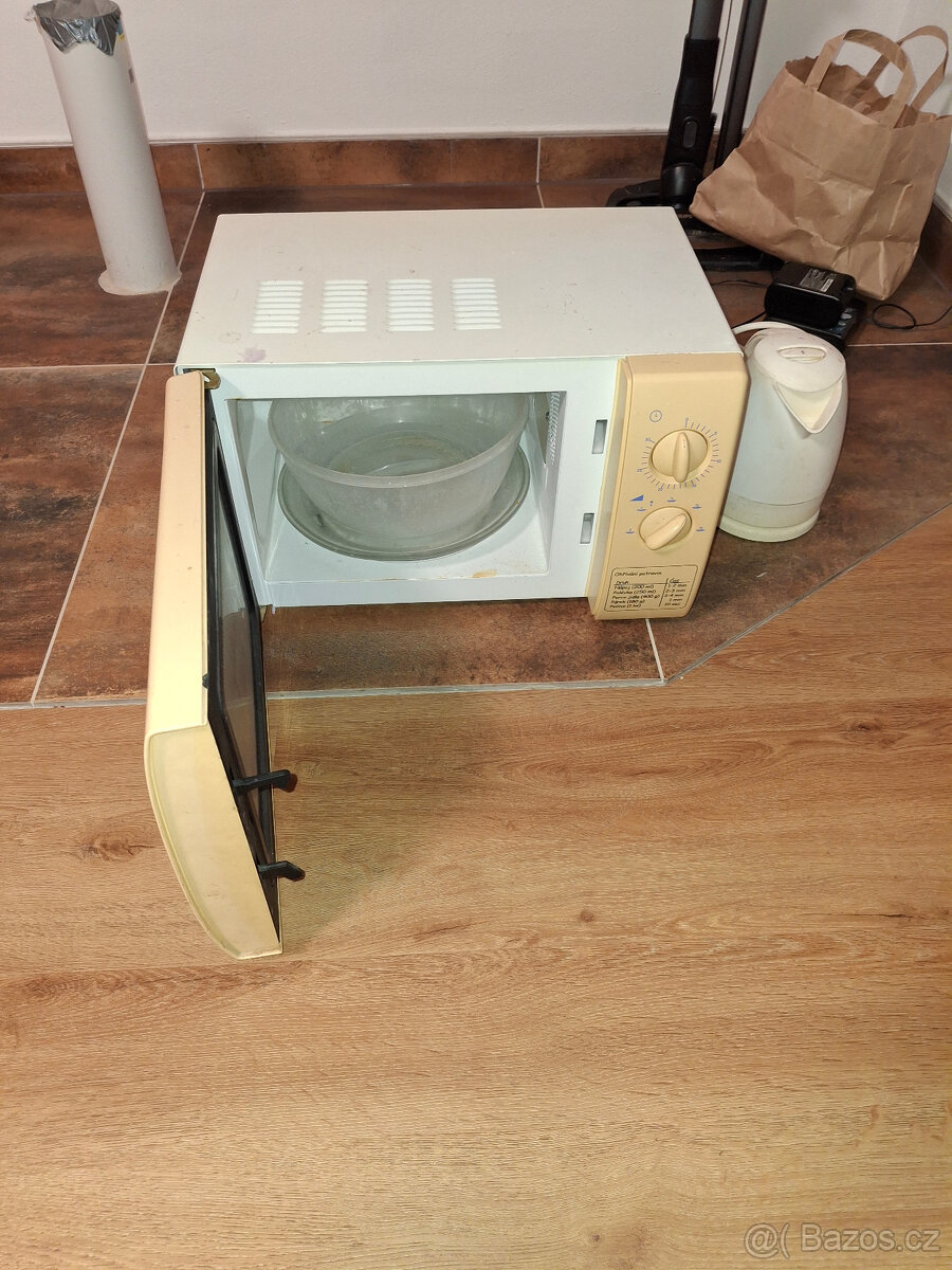 mikrovlná trouba + rychlovarná konvice - 2