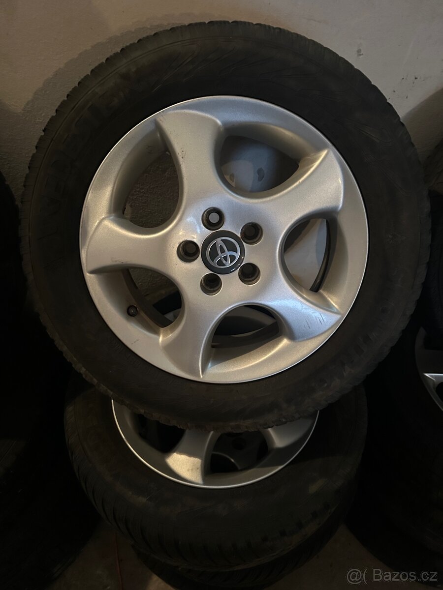 Prodám alu kola 5x100 r15 zimní pneu 195/60/15 - 2