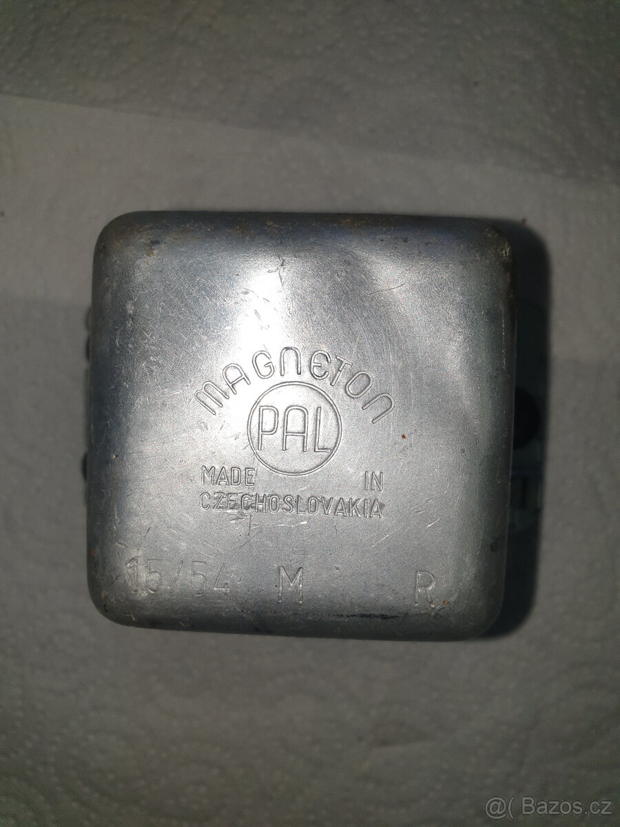 Regulační relé na Škoda 105/120 - 2