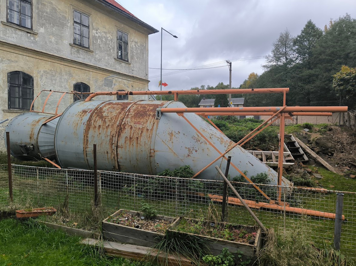 Silo, centrální odsávání pilin , odsávání prachu, ventilátor - 2