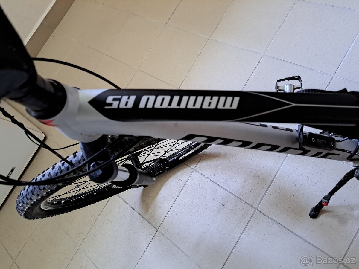 Apache A5 Manitou - 2