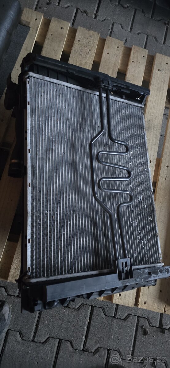 Bmw e46 M54b30 chladič - 2