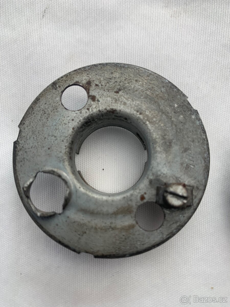 Prodám objímku žárovky Jawa - 2