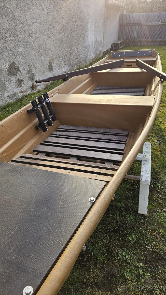 Laminátová pramice - 2