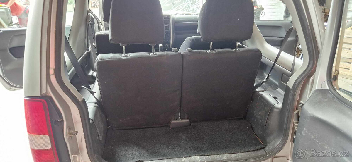 Suzuki Jimny 1,3i 62,5kw - 2