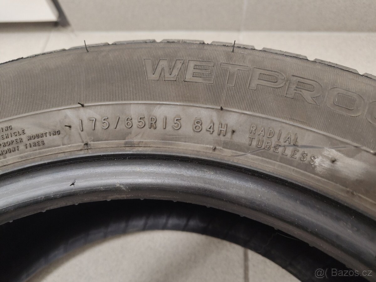 Nokian Tyres rozměr 175/65 R15 - 2