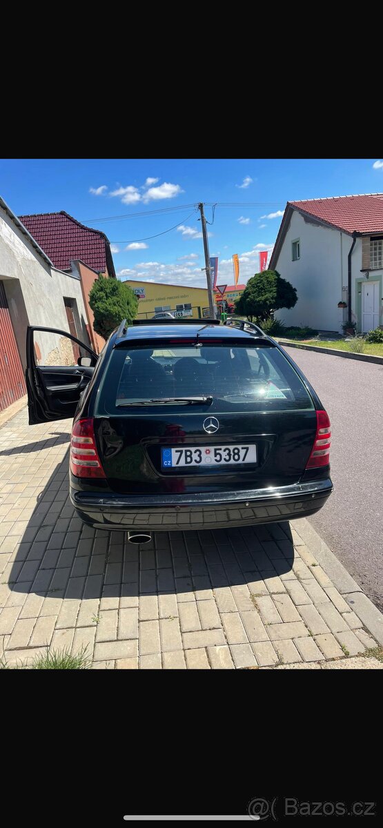 Mercedes C200 kombi 2005 - 2
