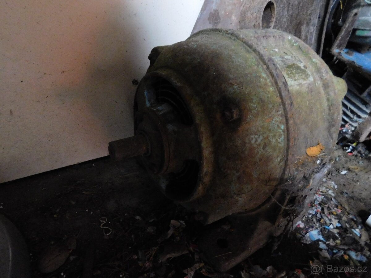 Starý elektromotor - 2