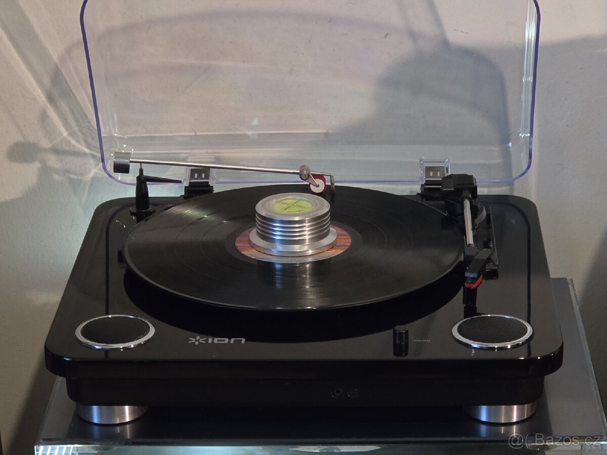 50%sleva Gramofon ION s repráčkama, top stav - 2