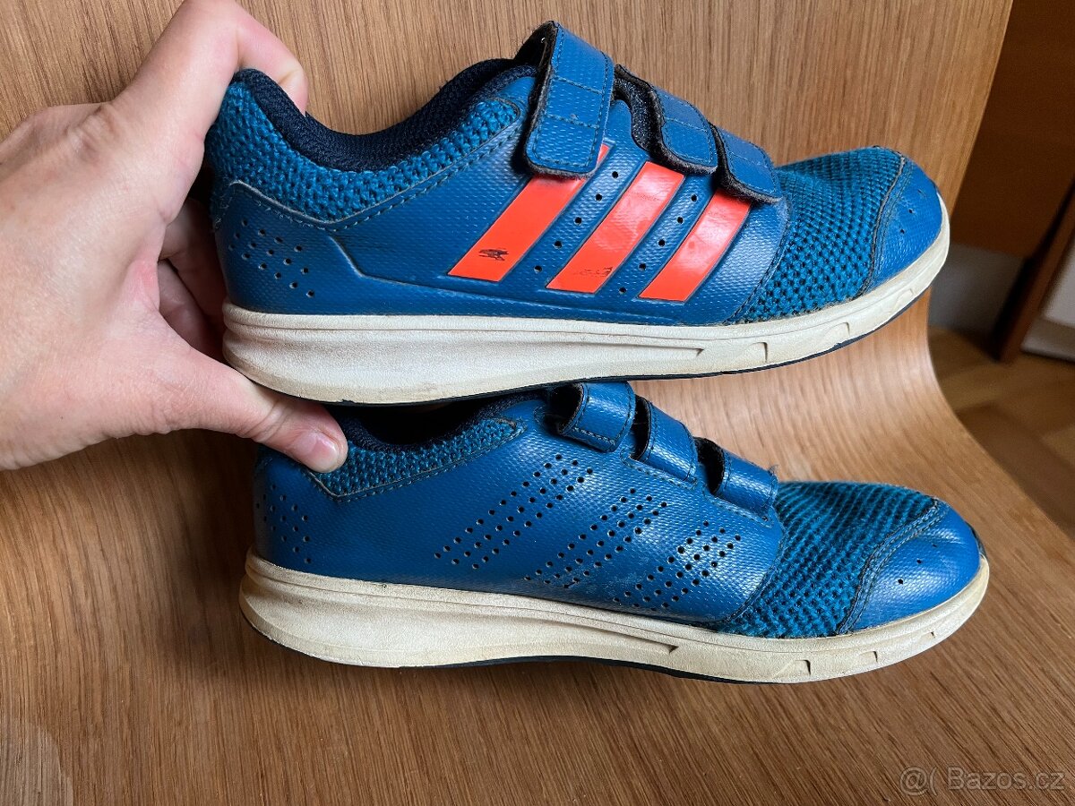 Tenisky, sálovky Adidas vel. 34 - 2