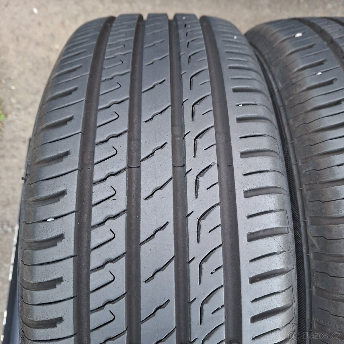 Letní pneu 205/55/17 - 2