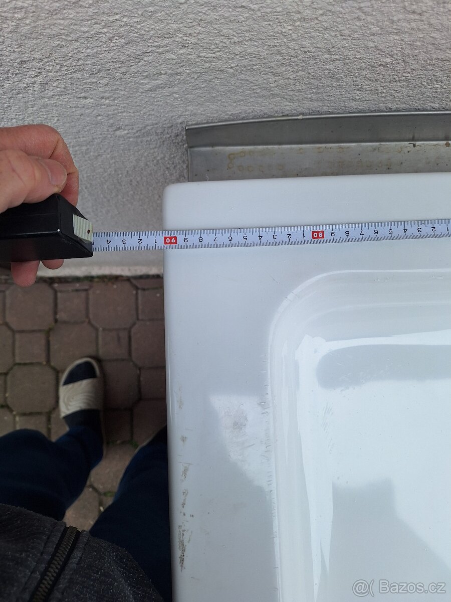 Čtvrtkruhová sprchová vanička 90x90x8,5 - 2