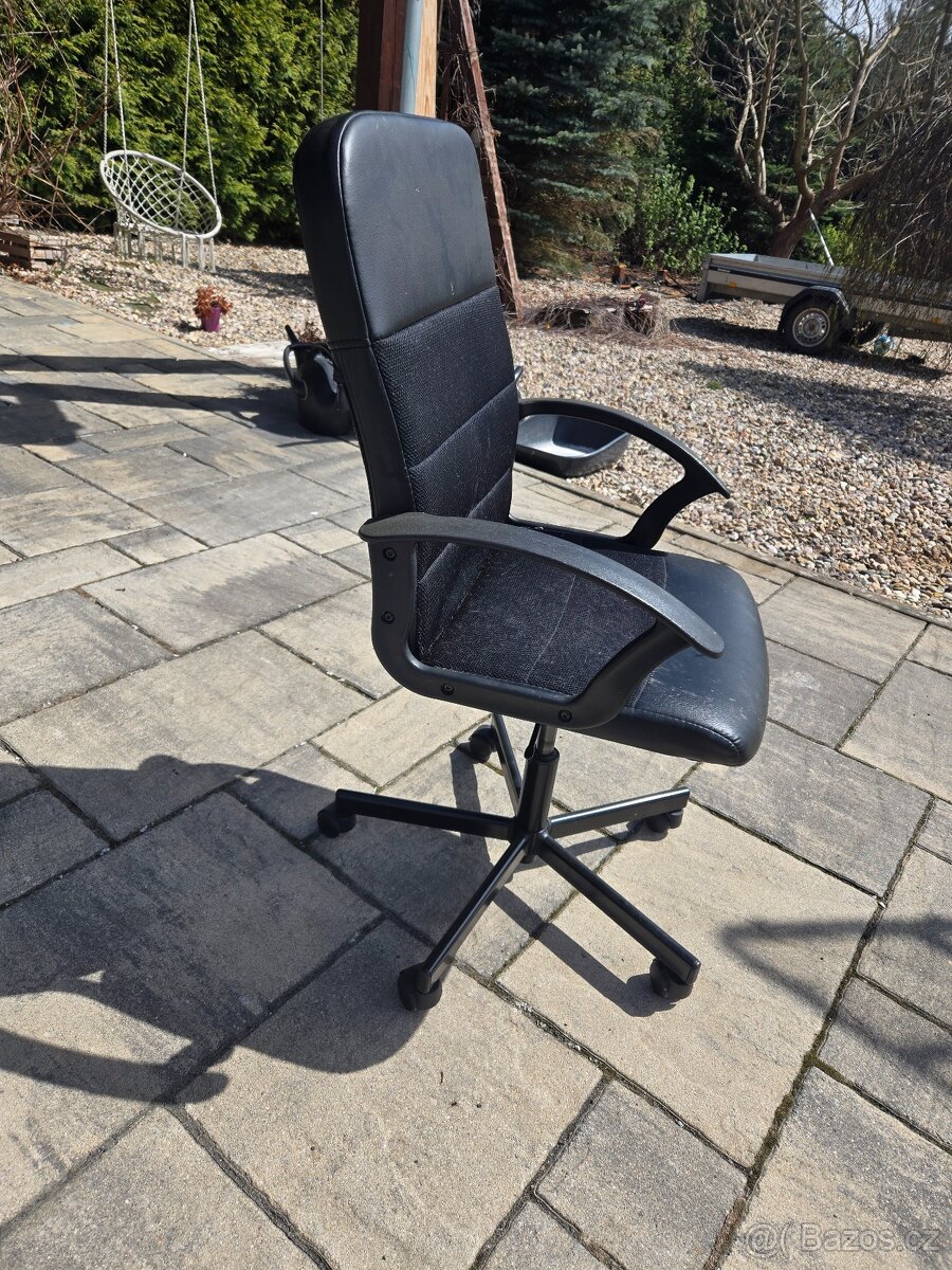 Kancelářská židle - 2