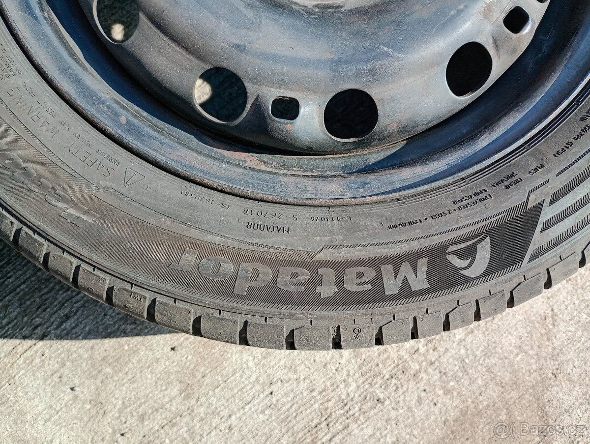 Letní pneu 195/55 R15 - 2