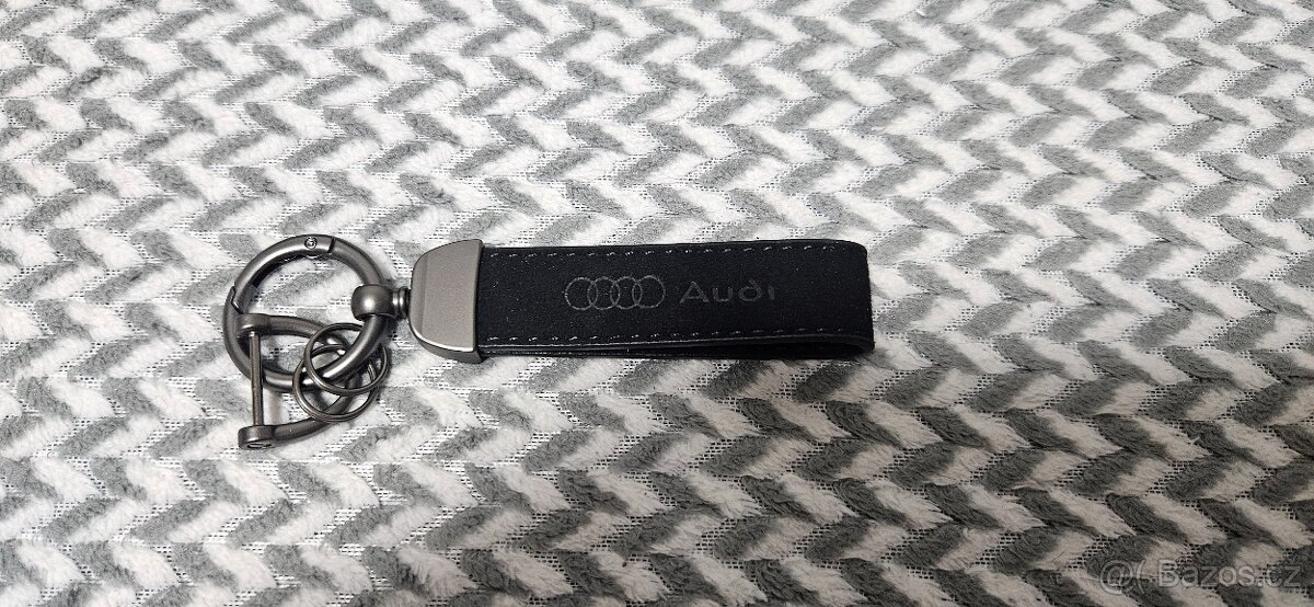 Prodám přívěšek na klíče Audi Sline Rs - 2