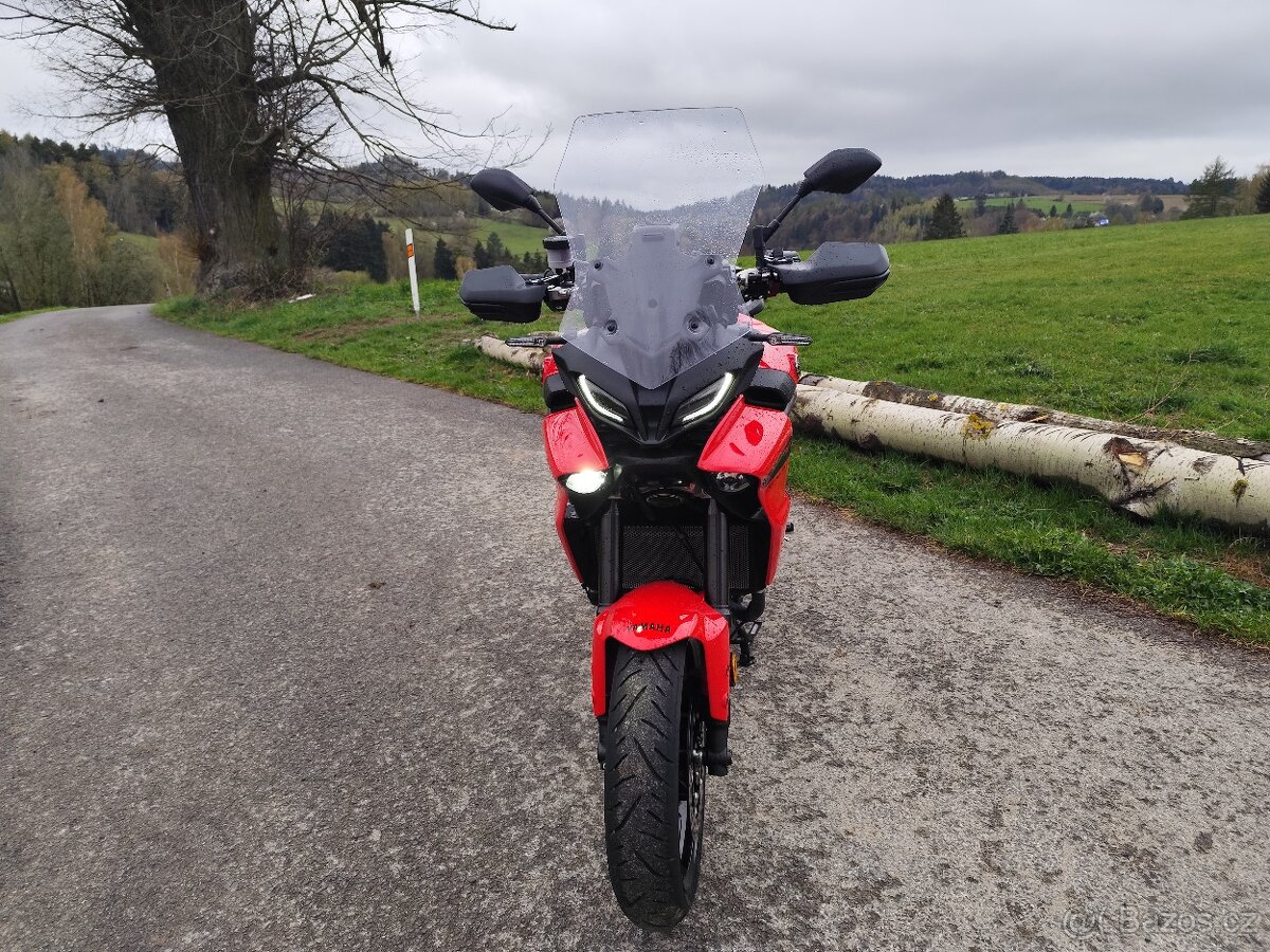 YAMAHA TRACER 9 - 2
