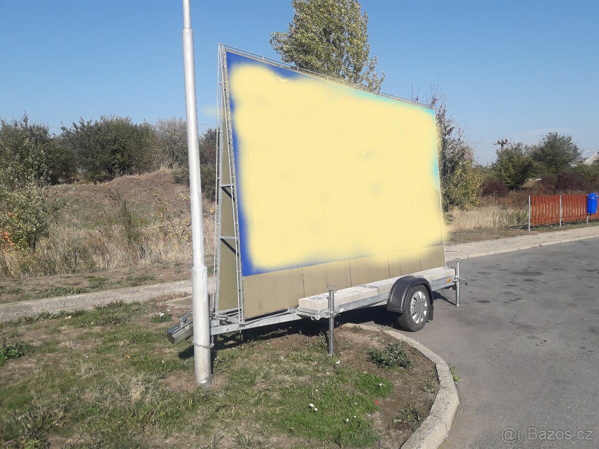 mobilní billboard. - 2