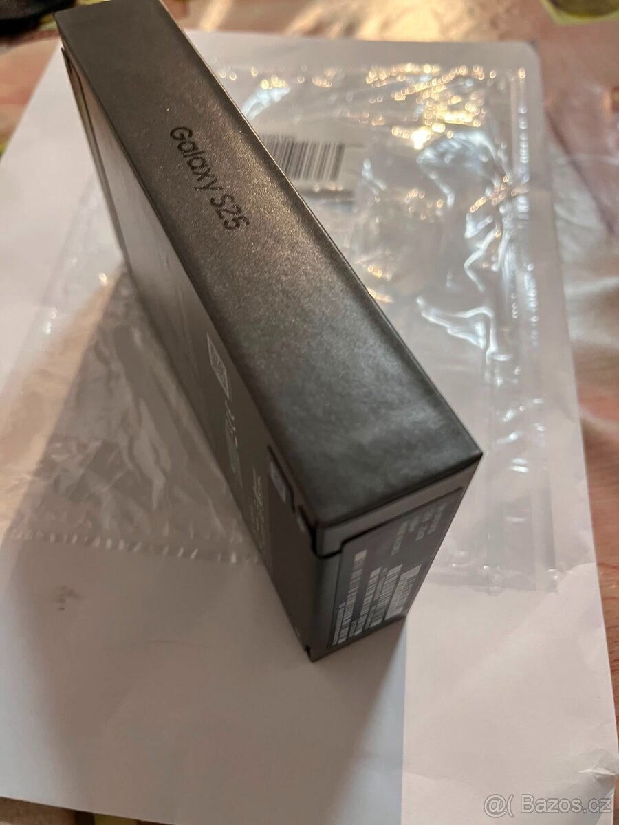Samsung Galaxy S25 256gb - 2