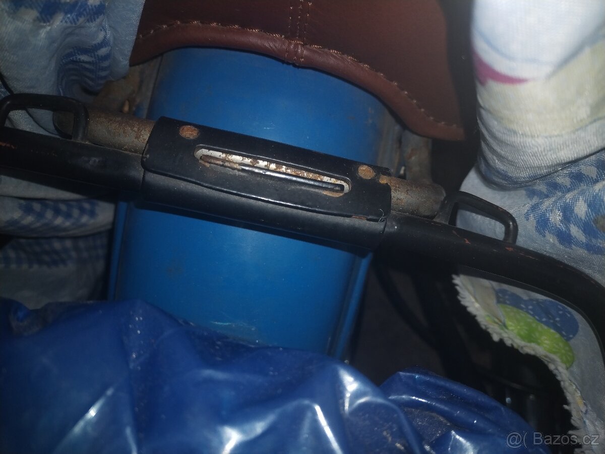 Spona na nosič jawa - 2