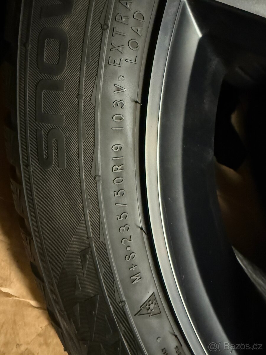 R19 ORIG.KOLA VOLVO XC40/V90CC 235/50/19 R-DESIGN 2025 REF - 2