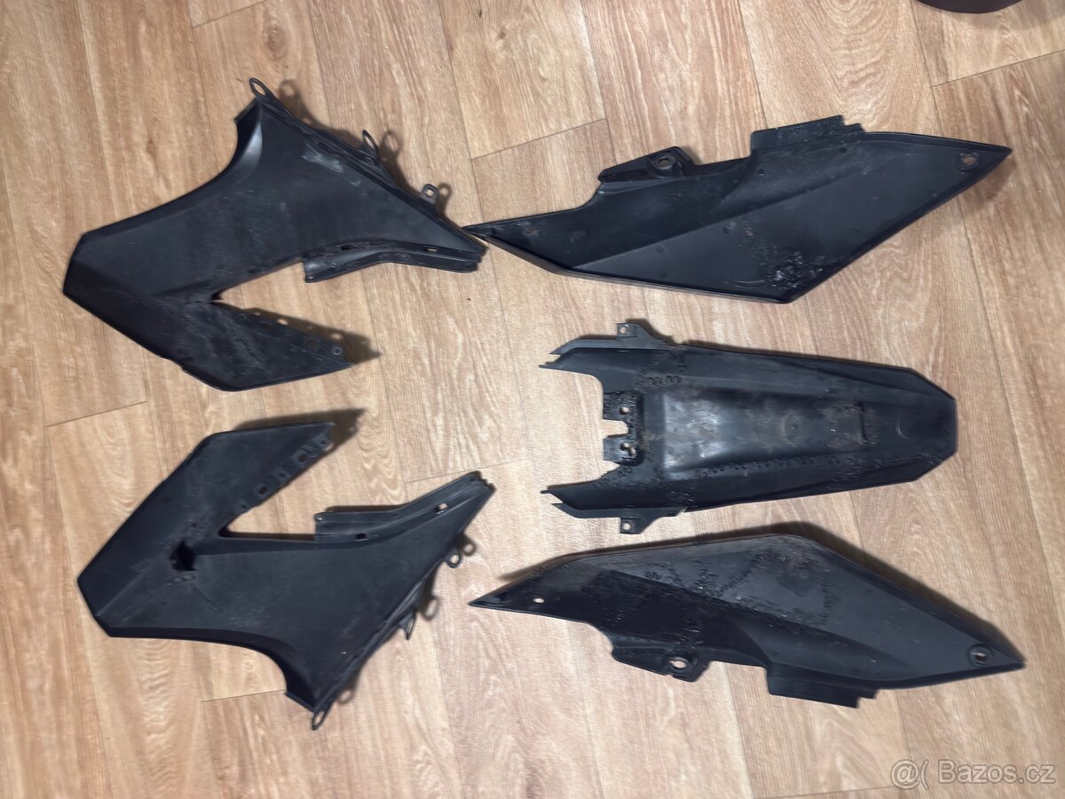 Yamaha wr125x plasty na doničení - 2