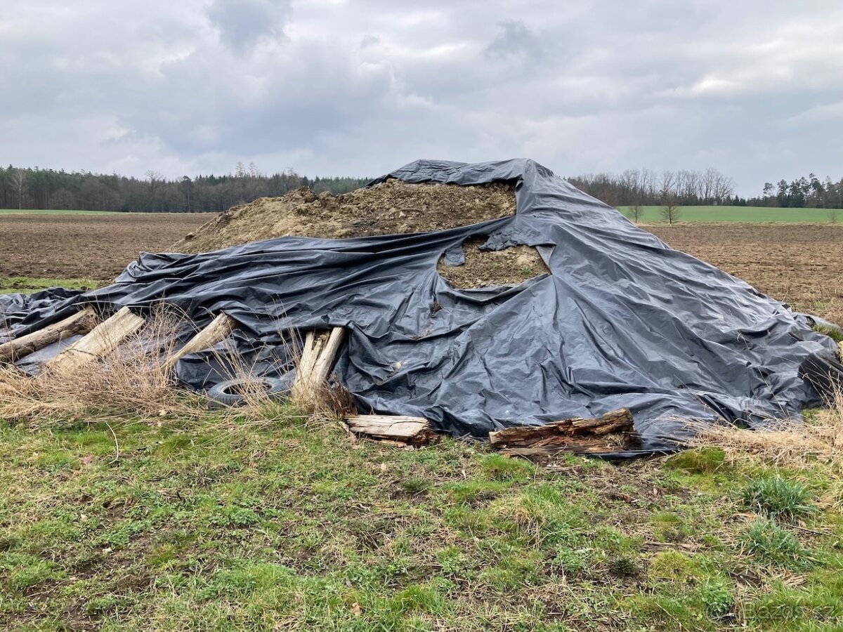 Kvalitní jíl za odvoz - 2