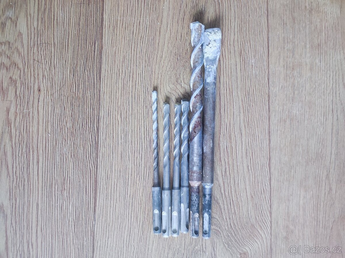 vrtací a bourací kladivo - 2