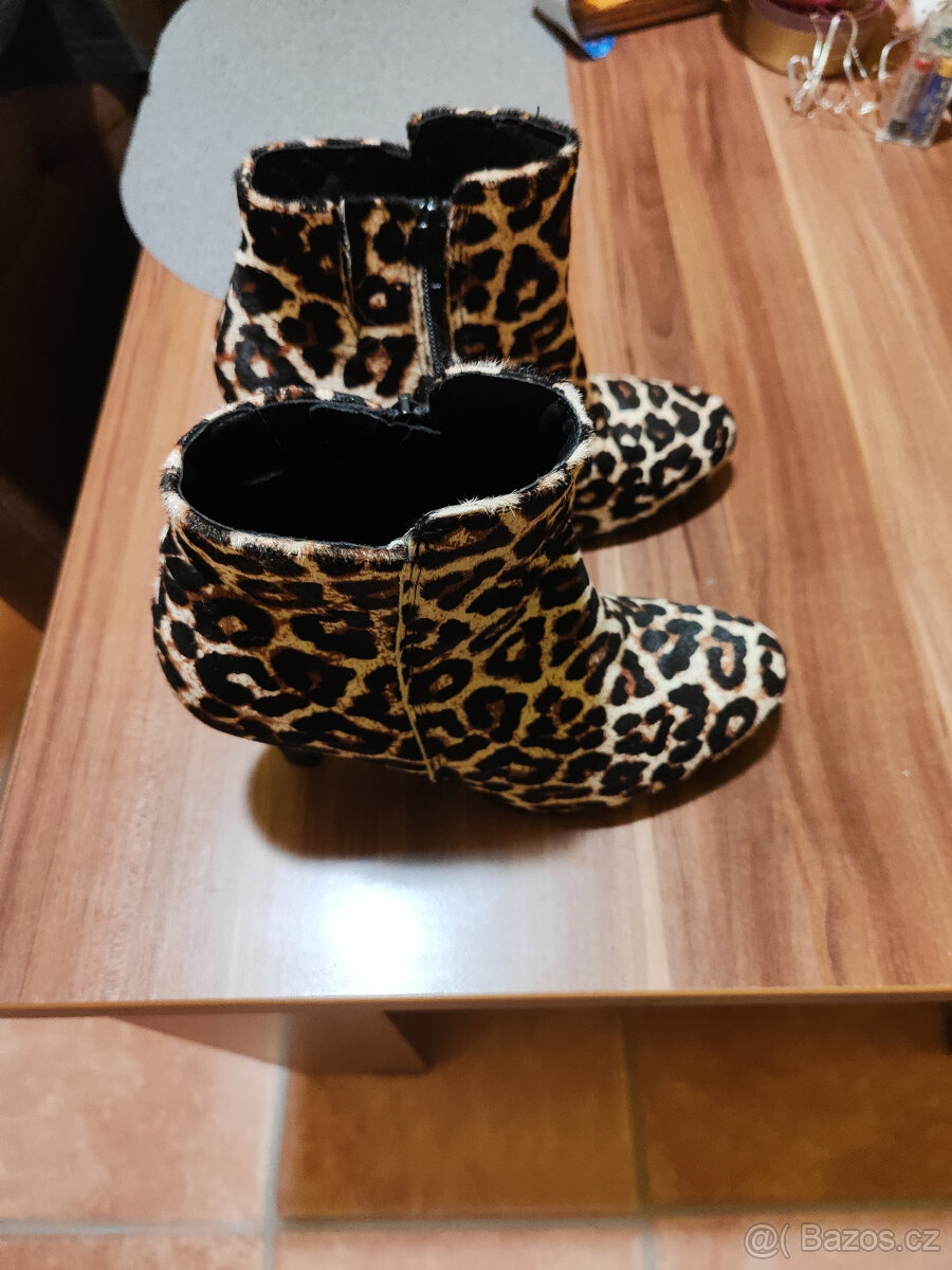 Prodam damske kotnikove polokozačky - 2