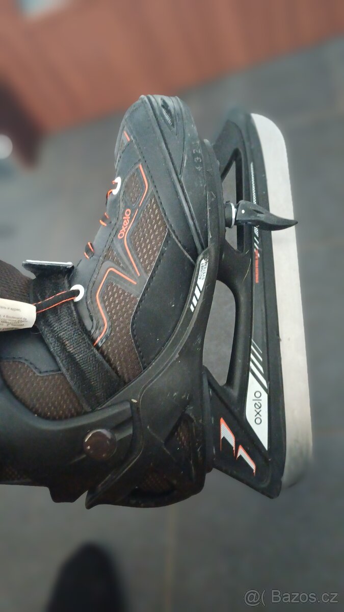 Oxelo rostouci brusle 32-35 - 2