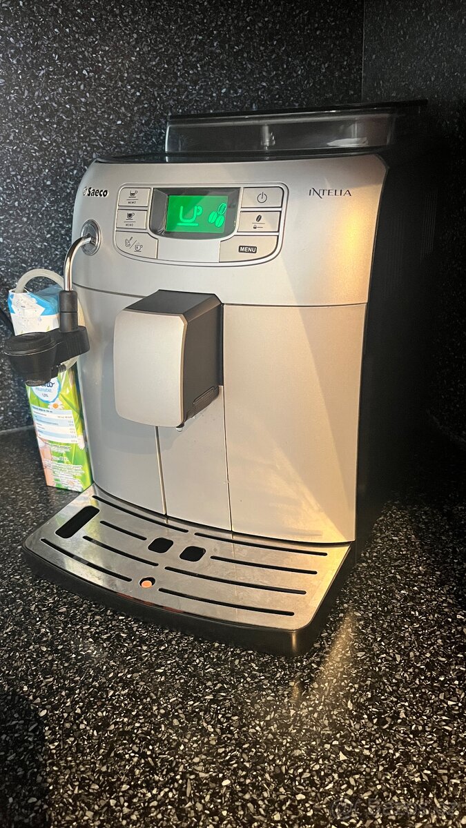 Kávovar Saeco Intelia - Philips - 2