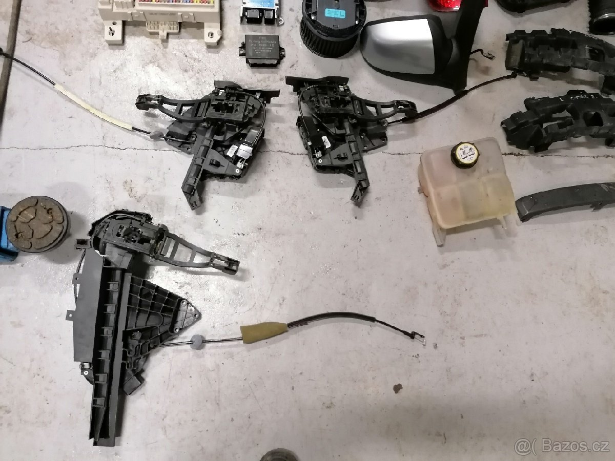 Díly Ford Focus C-max r.v.2005 - 2