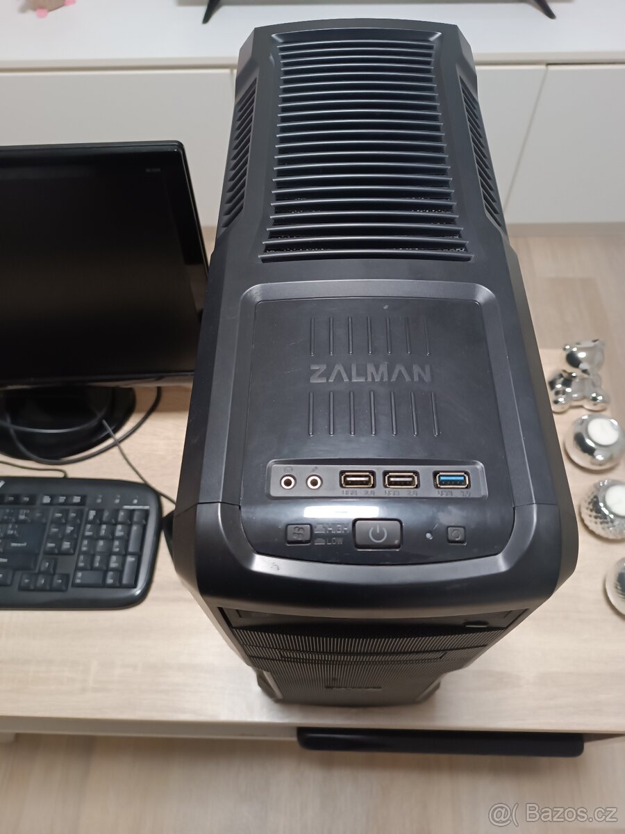 Počítačová sestava - 2