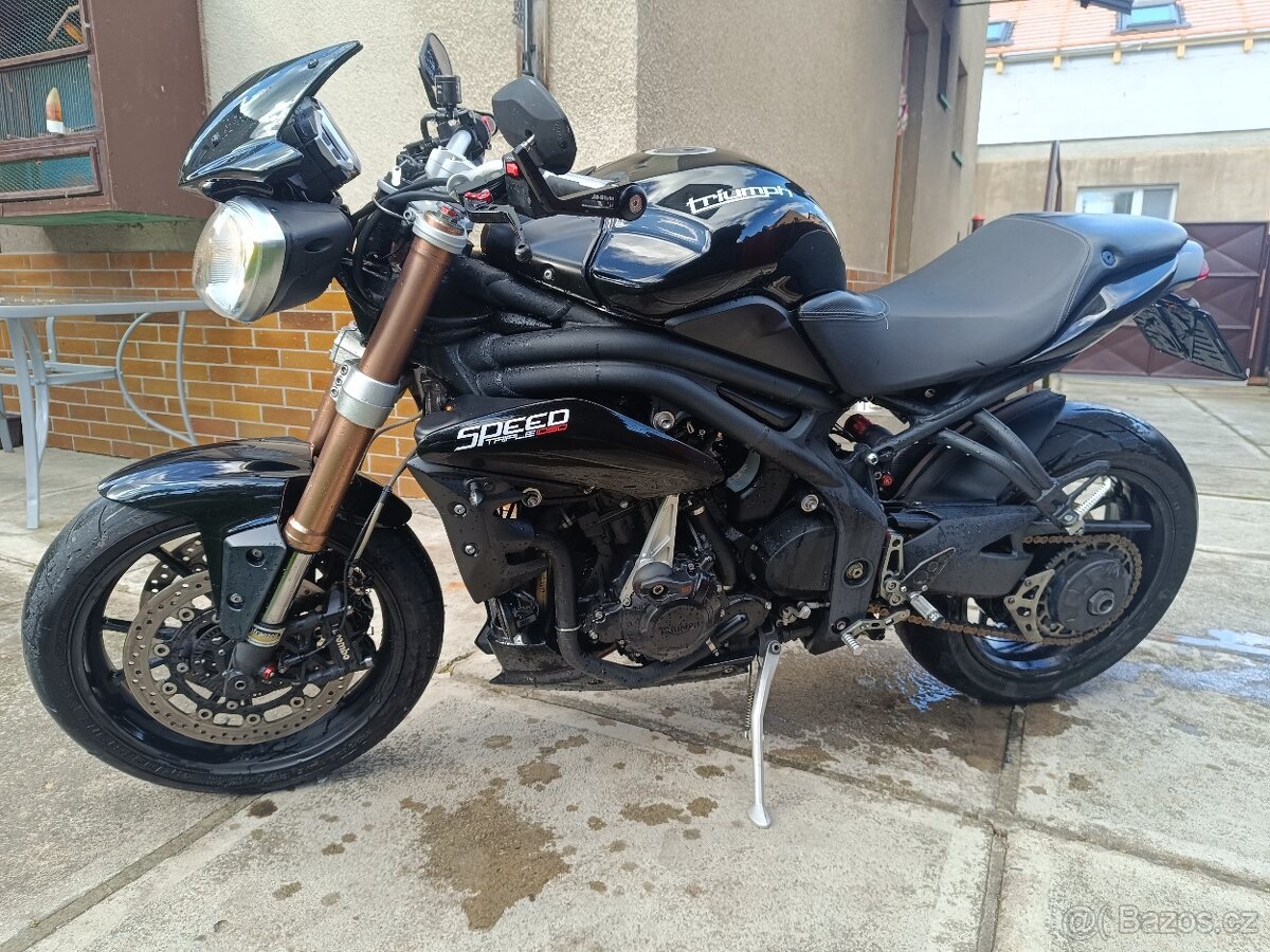 Triumph speed triple 1050 - 2
