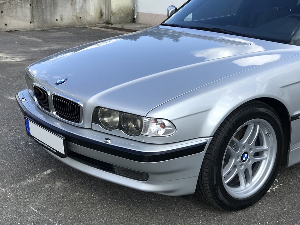 Prodám BMW e38 740i - 2