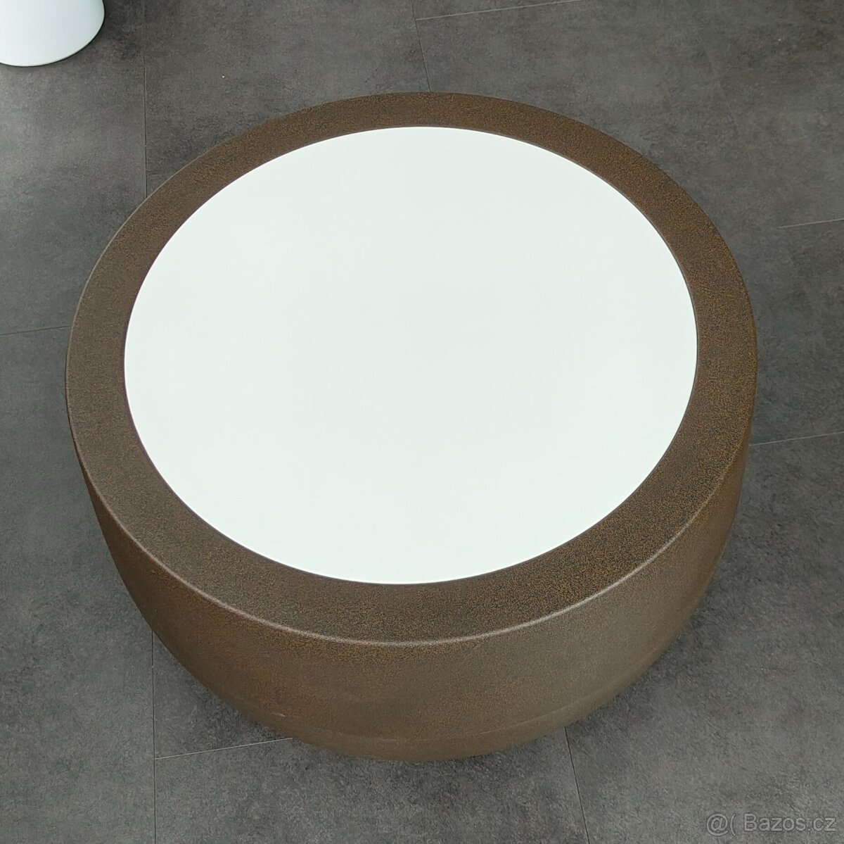 Venkovní stolek Plust BOLD - 2