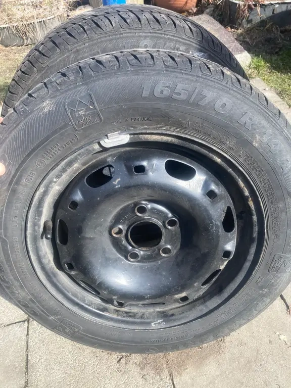 165x70 r14 Pneu +disky - 2