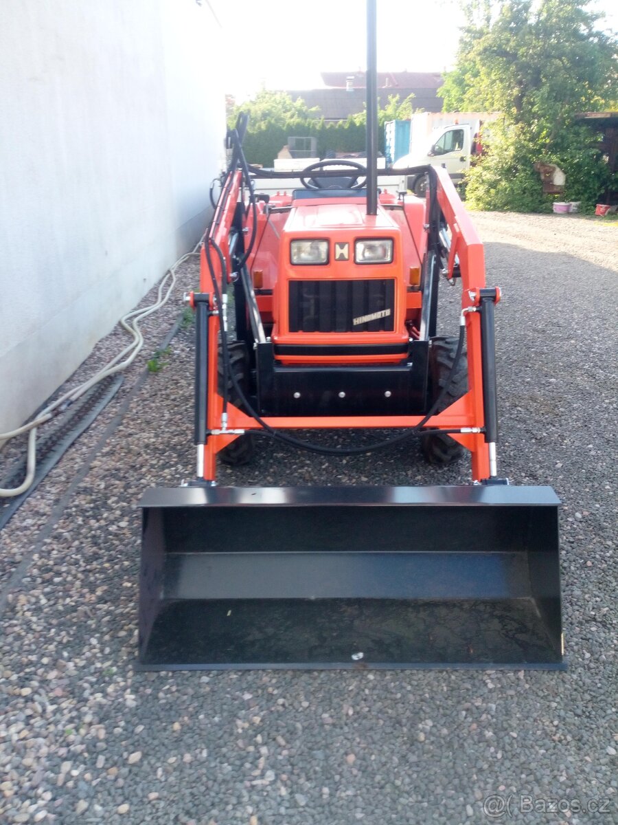 malotraktor Hinomoto N 209 s nakladačem - 2