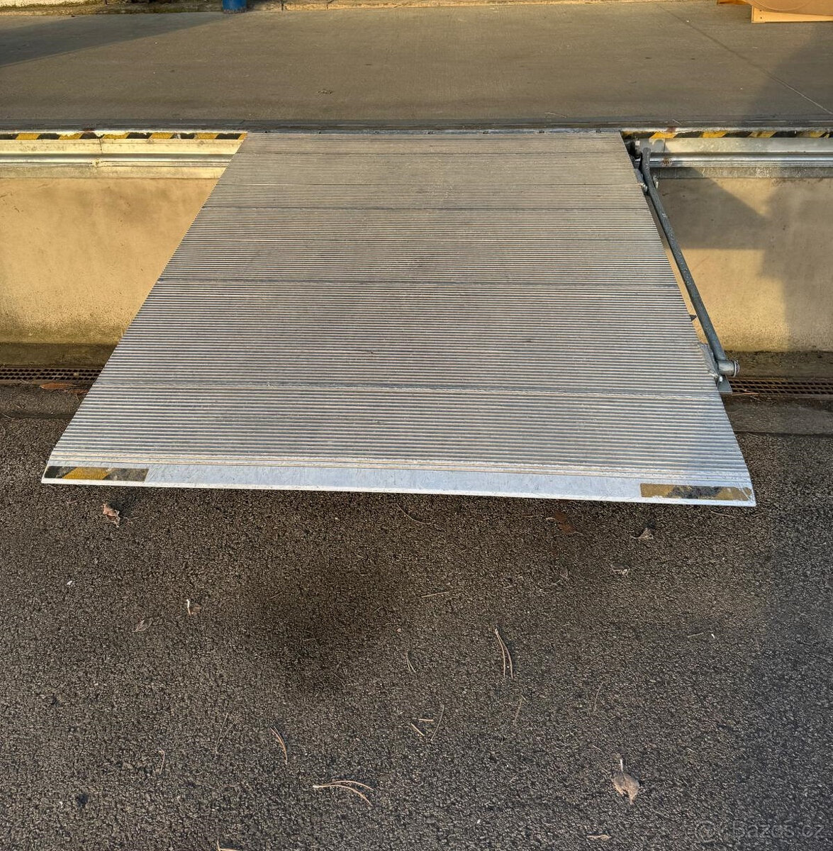 Nakládací rampa - 2