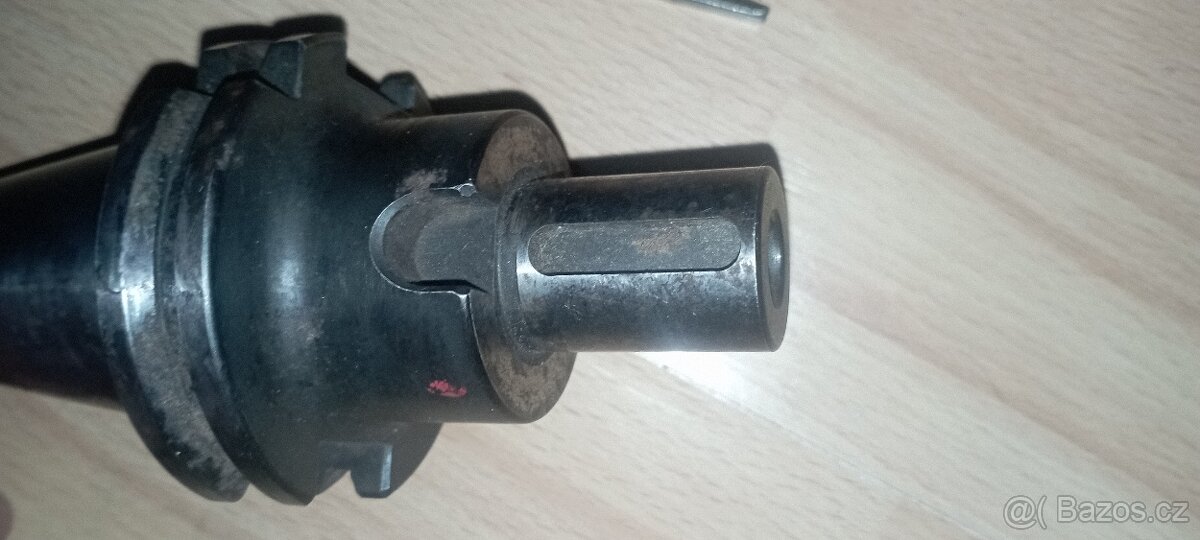 Frézovací trn ISO + Vyrážecí klín - 2