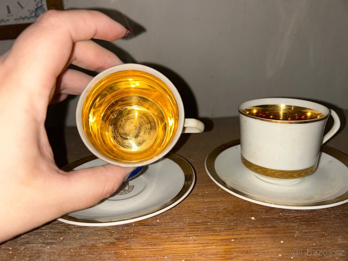 Šálky s podšálky Thun 300,- - 2