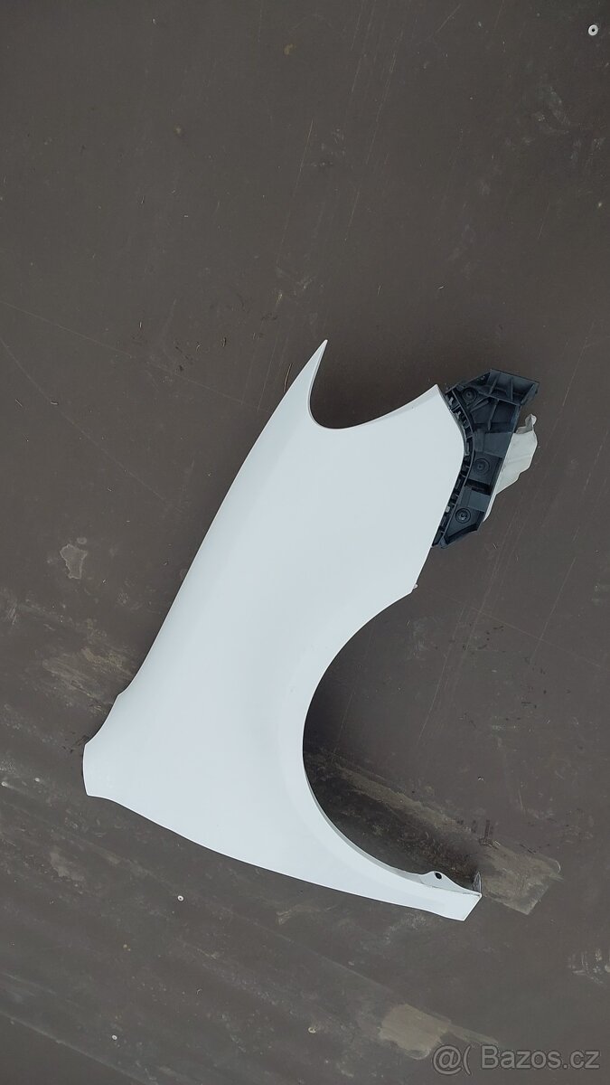 VW GOLF 6 - Blatník PP bílý LB9A - 2